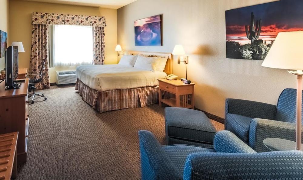 Red Lion Inn & Suites Goodyear Esterno foto